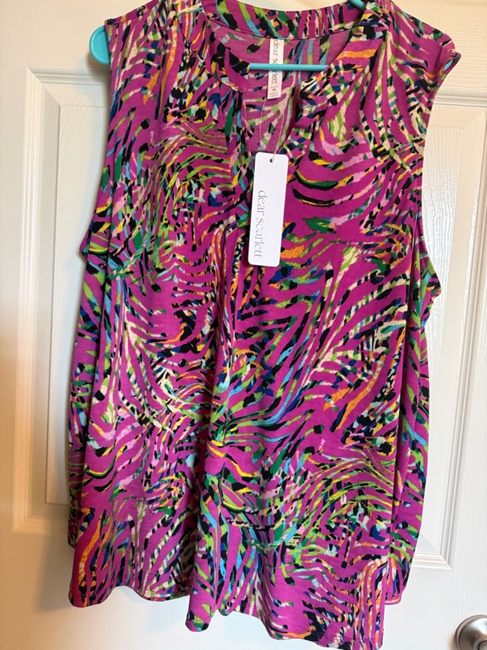 Dear Scarlett Women’s Fuchsia Multi-Print Sleeveless Tunic